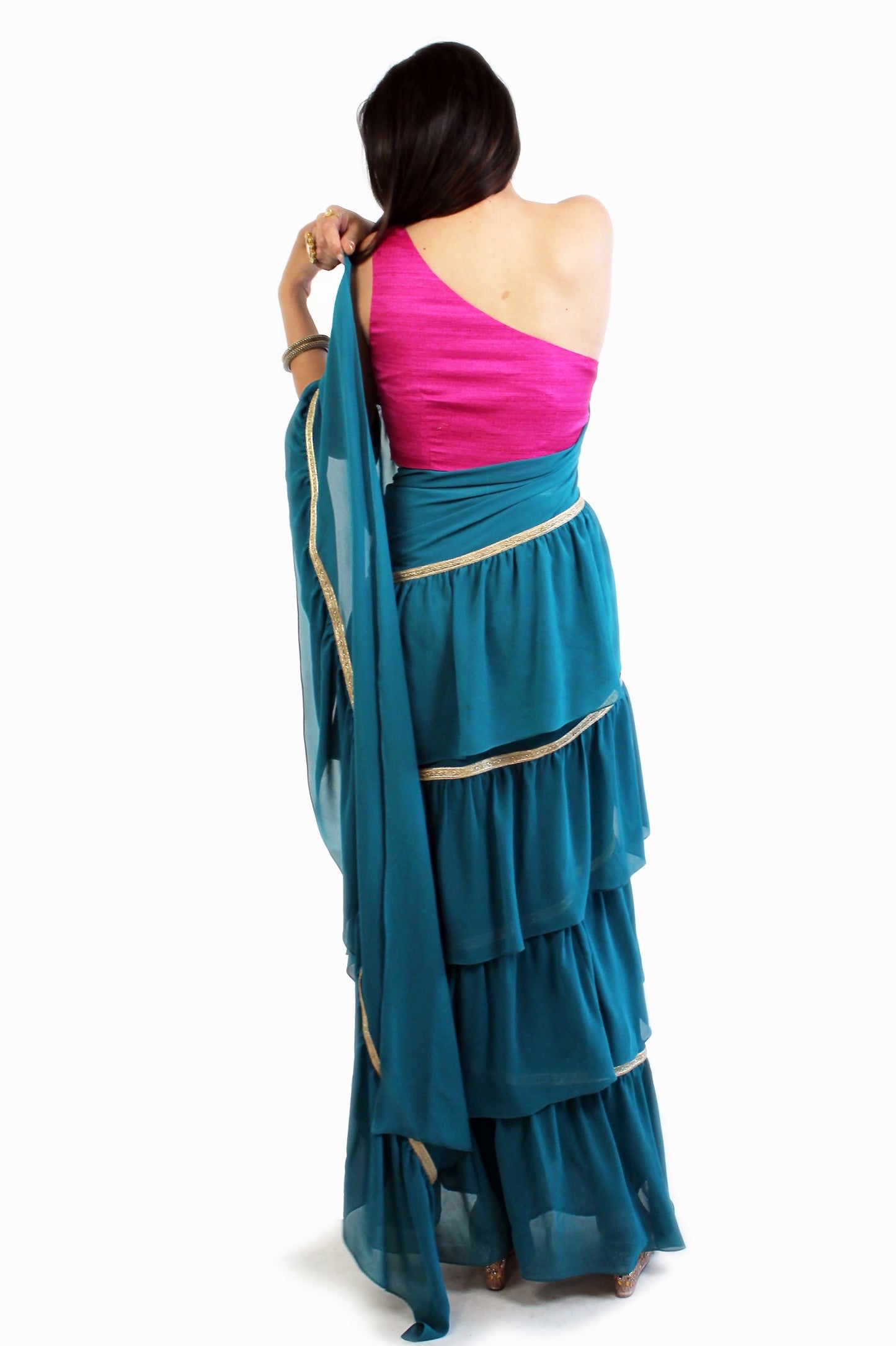 Pre-Stitched Laila Saree with One Shoulder Stitched Blouse
