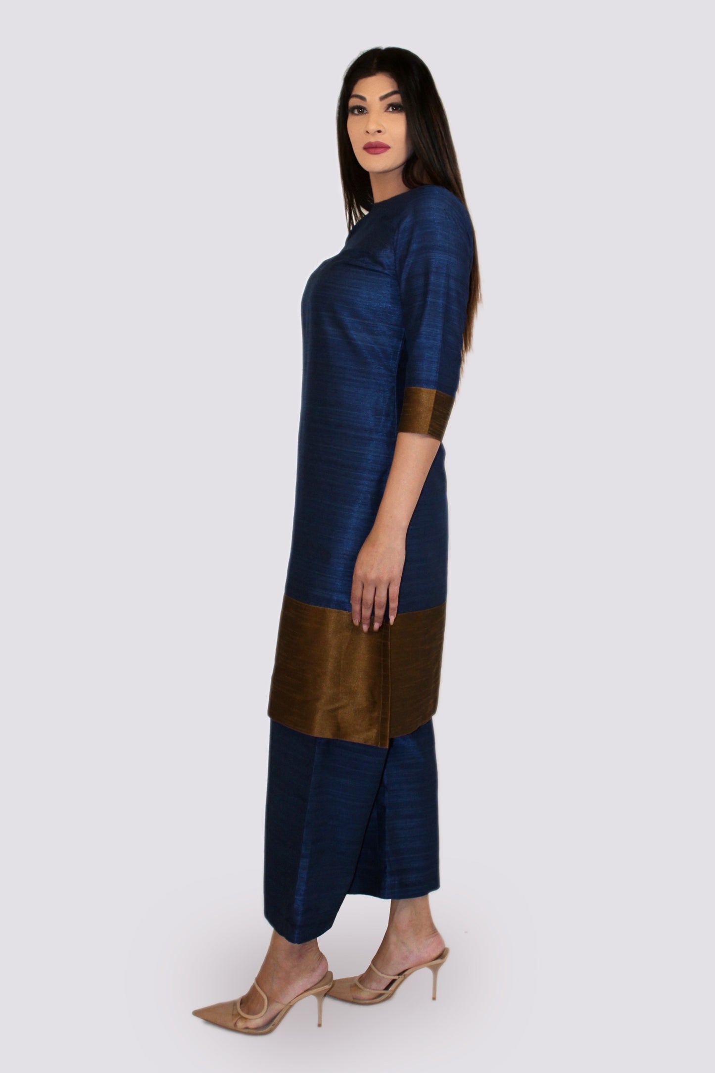 Kurta Set Adaah